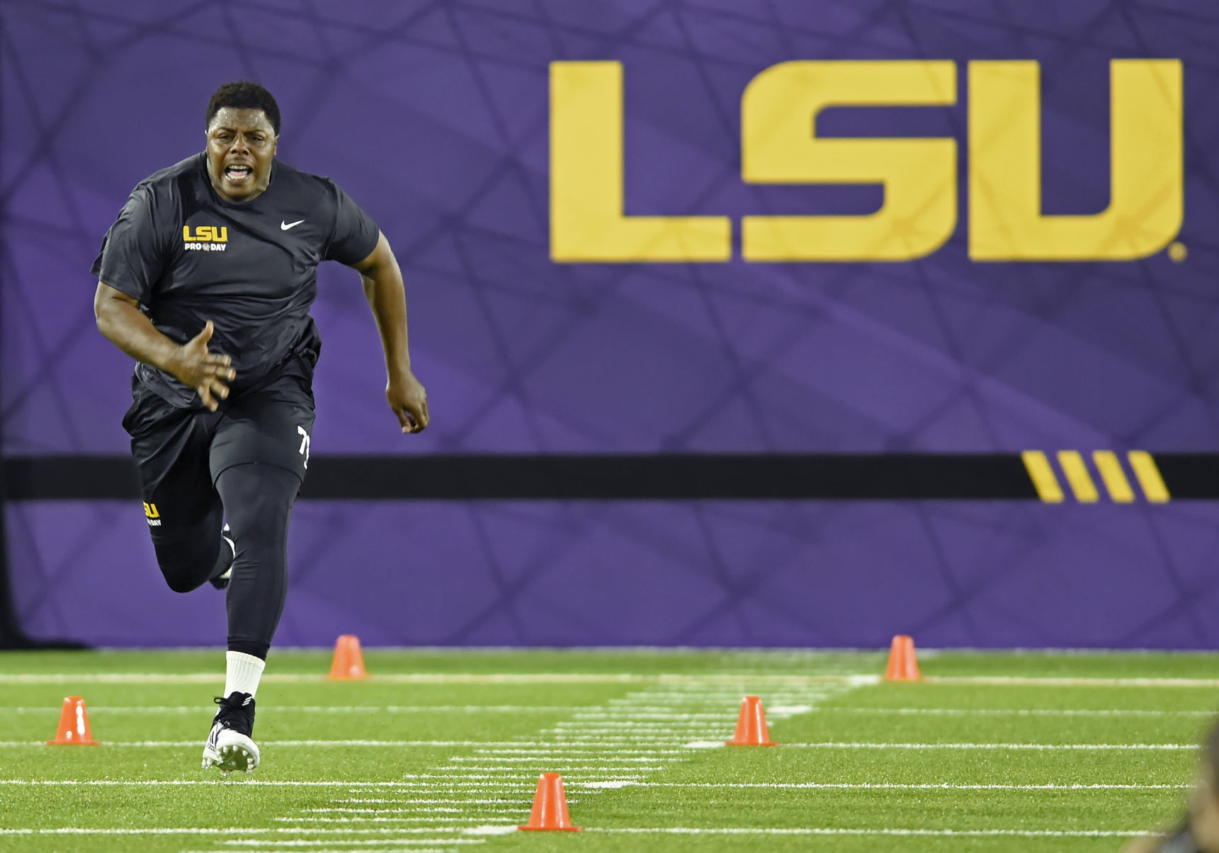 lsuproday0232.032319 bf.jpg